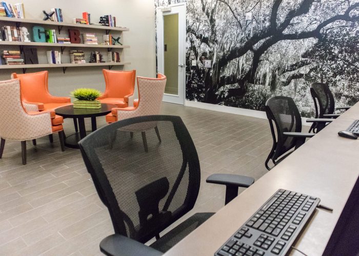 IMG_1596 Gibson Plaza Apartments