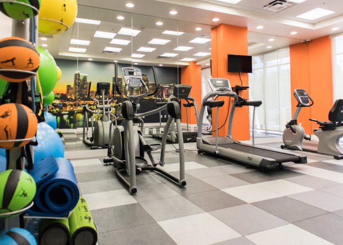 IMG_1604 Gibson Plaza Apartments