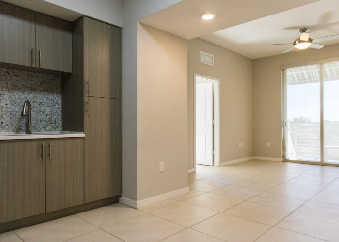 IMG_1666 Gibson Plaza Apartments