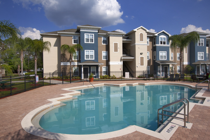 Pinnacle Pines community swimming pool