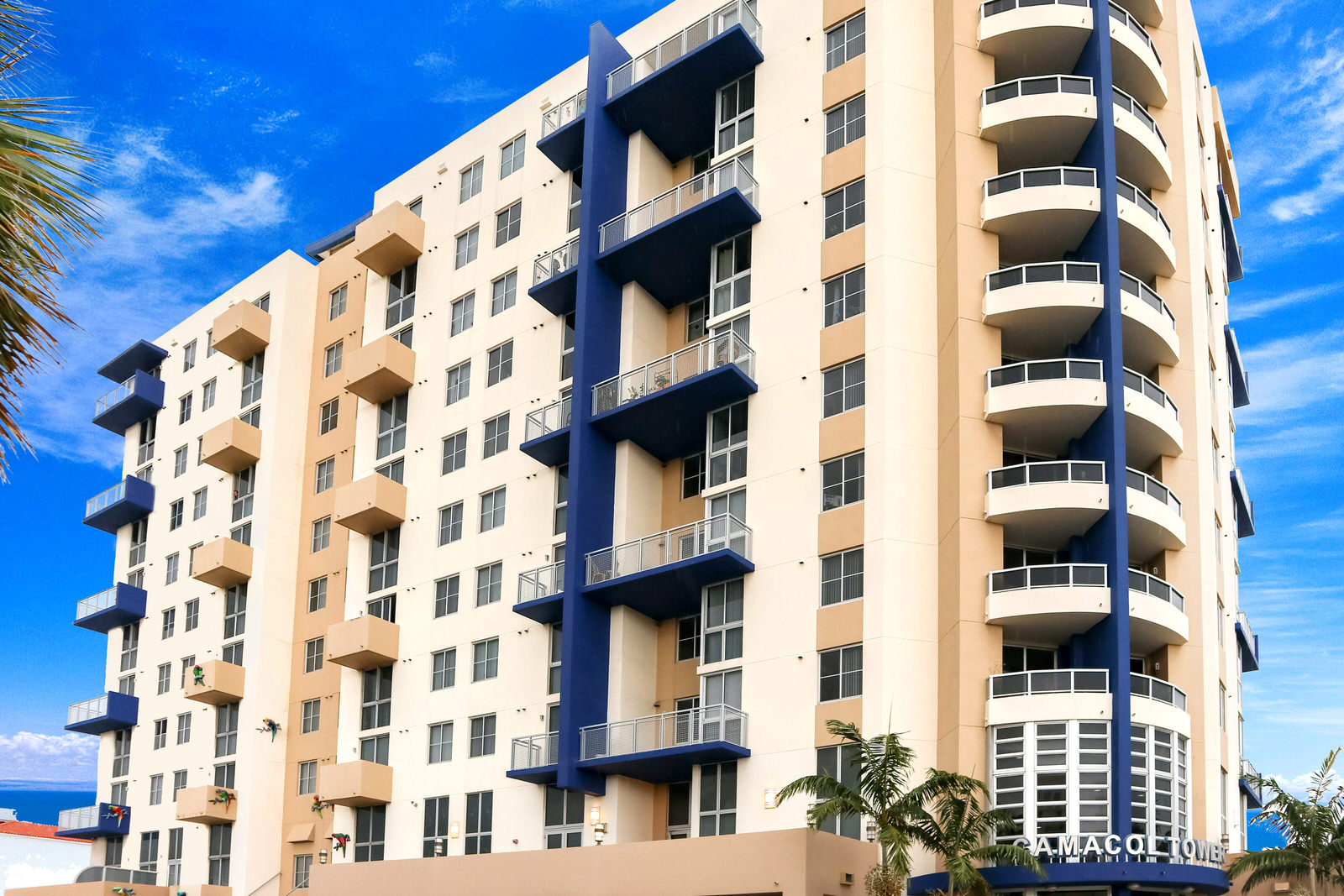 Camacol Tower Apartments Exterior