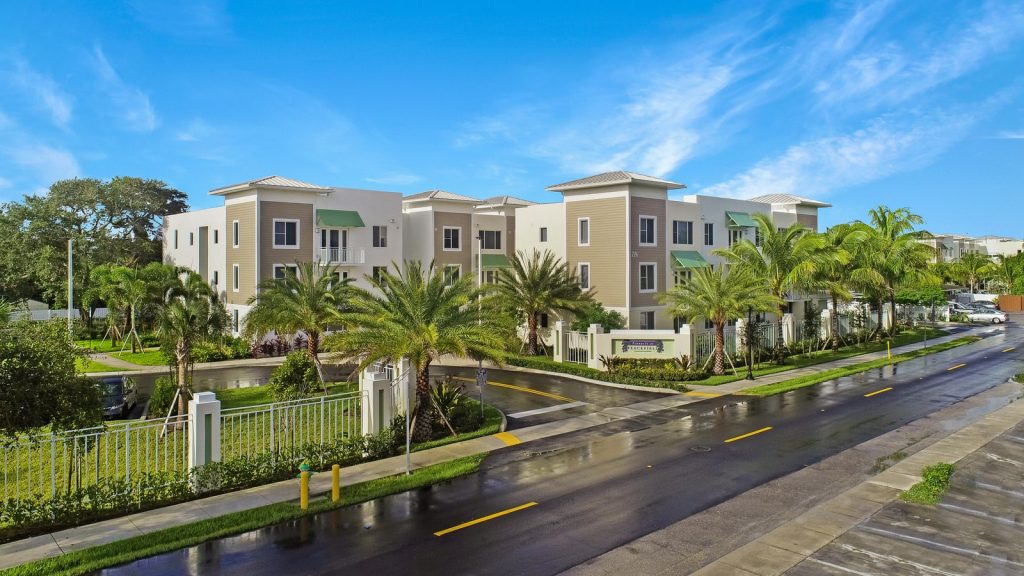 Pinnacle At Peacefield Apartments Exterior